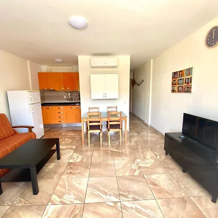 Yumbo Teror Apartmán *